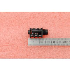 Korg Connecteur Jack 6.35 6 pts NRJ6H - Vue 2