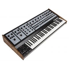 Oberheim OB-X8 - Vue 2