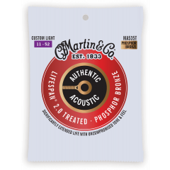 C.F. Martin & Co Authentic Treated, Custom Light, 92/8 - Vue 1