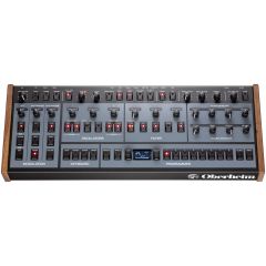 Oberheim OB-X8 Module - Vue 1