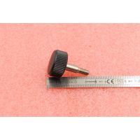 K&M KNURLED SCREW M6X31 BLACK - Vue 3