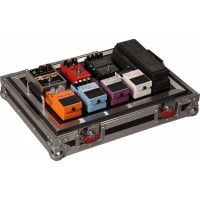 Gator G-Tour pour pedalboard 17