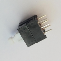 Focusrite Switch permanent 6 pattes CLARETT8PreX - Vue 1