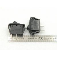 Q-SYS Switch Power 125VAC 20A - Vue 4