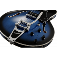 Vox Bobcat V90 Bigsby Sapphire Blue - Vue 4