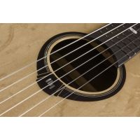 Lâg HyVibe 50 Nylon Auditorium Auditorium Bevel Cutaway Smart Guitar - Vue 6