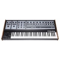 Oberheim OB-X8 - Vue 1