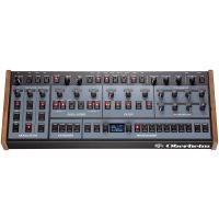 Oberheim OB-X8 Module - Vue 1