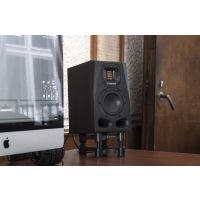 Adam Audio A4V - Vue 9