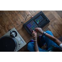 Akai Professional MPC Live III - Vue 8