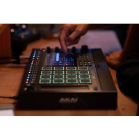 Akai Professional MPC Live III - Vue 9
